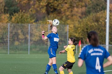 Bild 46 - F SSC Hagen Ahrensburg - SV Frisia 03 Risum-Lindholm : Ergebnis: 2:0